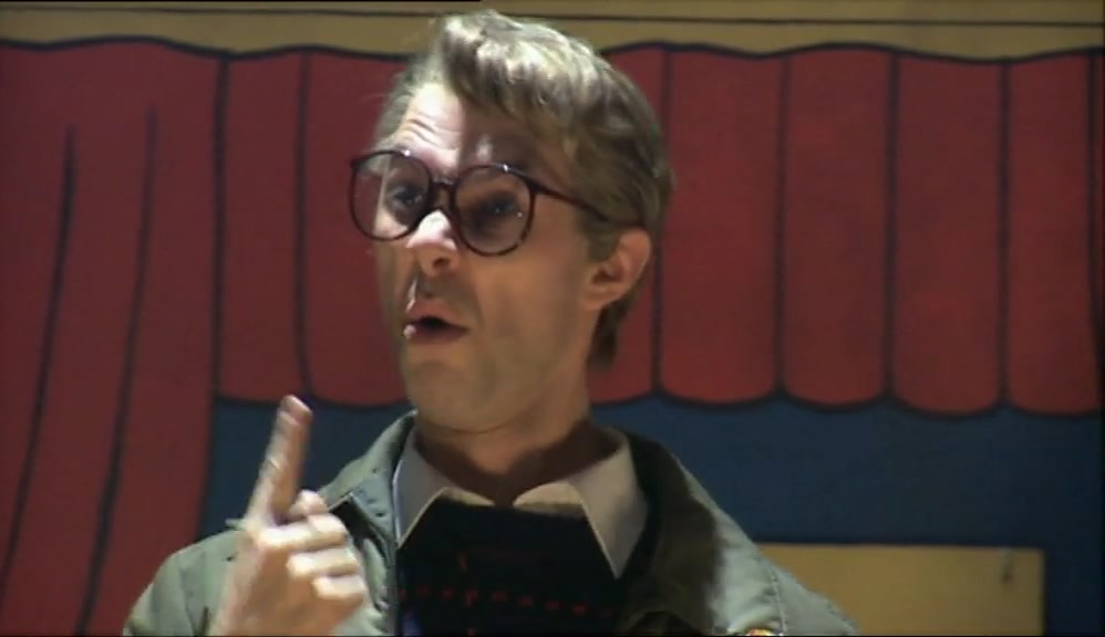NOW, WHAT'S COMMUNITY THEATRE?  