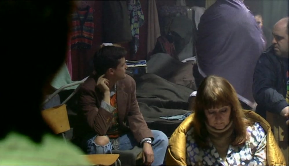 - SORRY, PHIL. - WE'RE DOING SOME HOT-SEATING. 