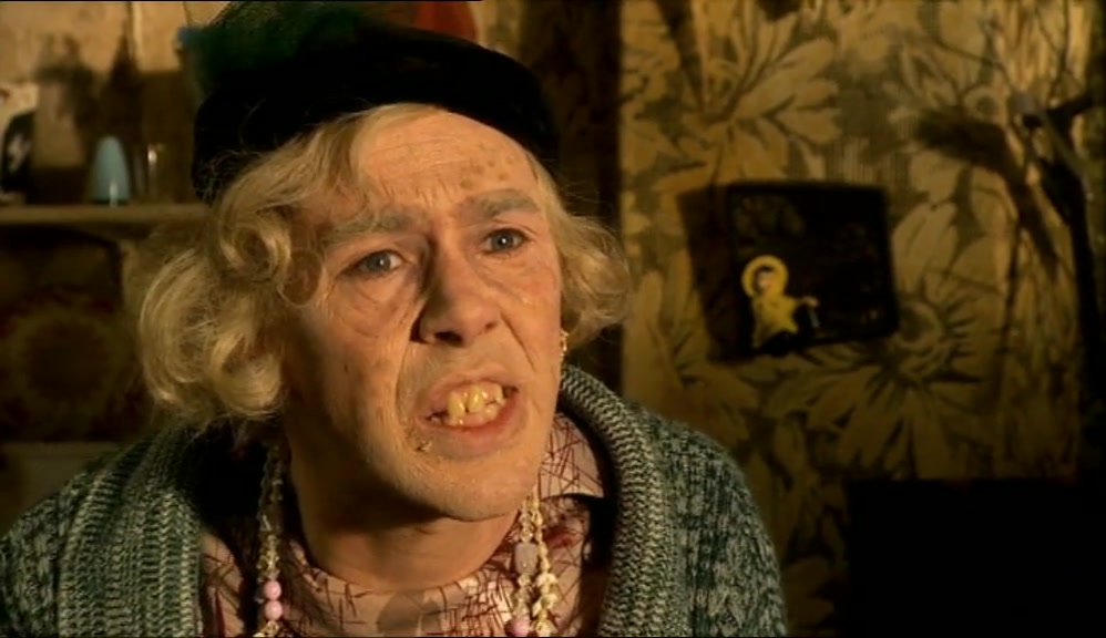 - I'VE COME TO COLLECT A BAG. - WHEN DID YOU BUY IT, DEAR? 