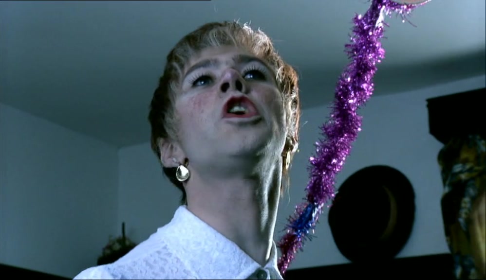 - HE'S NOT, JULIE! - HE IS, JULIE! 
