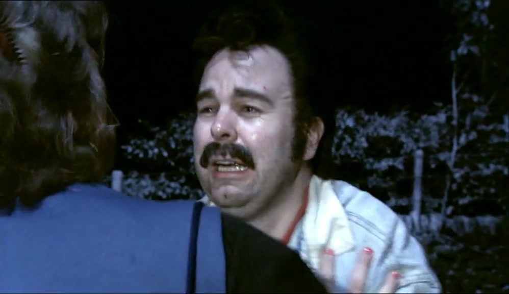 - PLEASE, IT'S CHRISTMAS EVE. - GO ON, OFF YOU GO! 