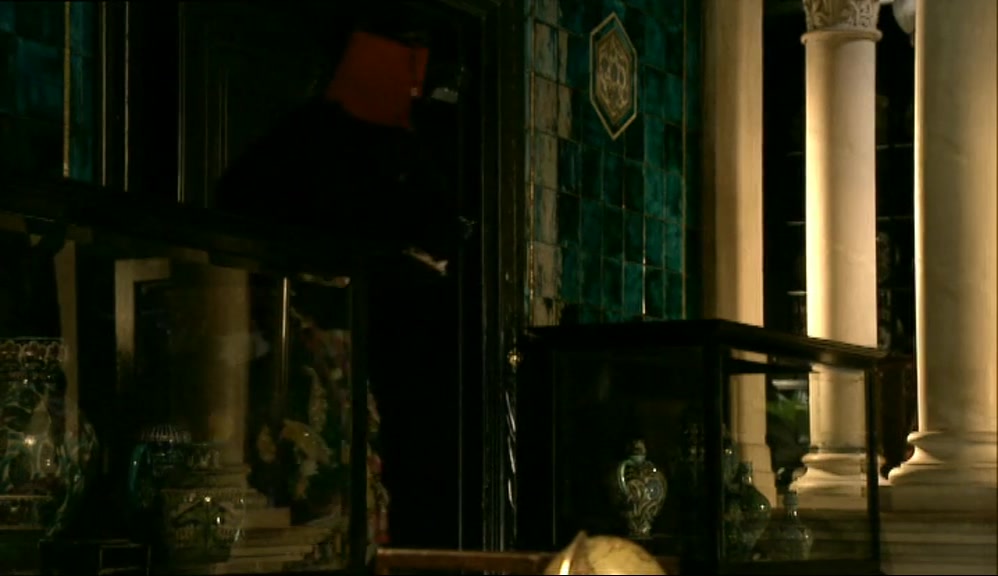 DR MAJOLICA WILL BE WITH YOU PRESENTLY, SIR.  