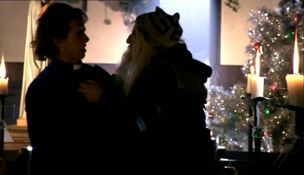 (CHOIRBOY SINGS) # STILLE NACHT  