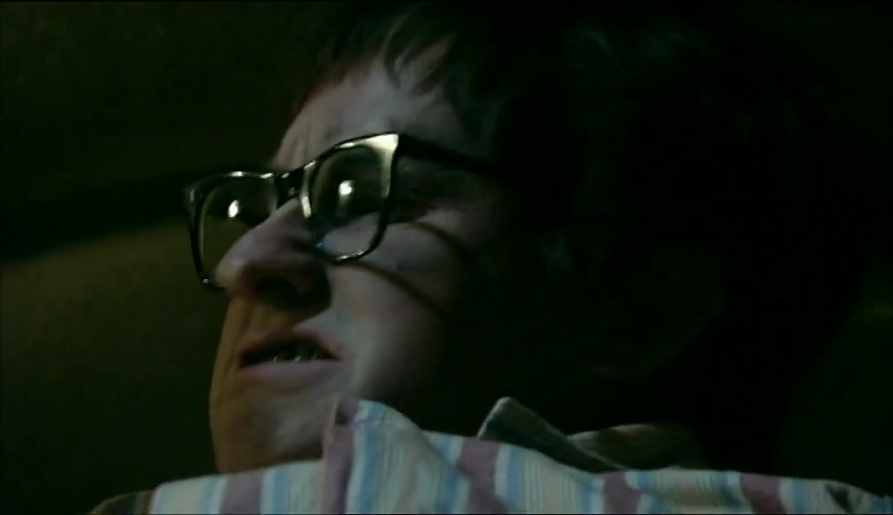 I 'M GOIN' MAD. I'M CRACKIN' UP!  
