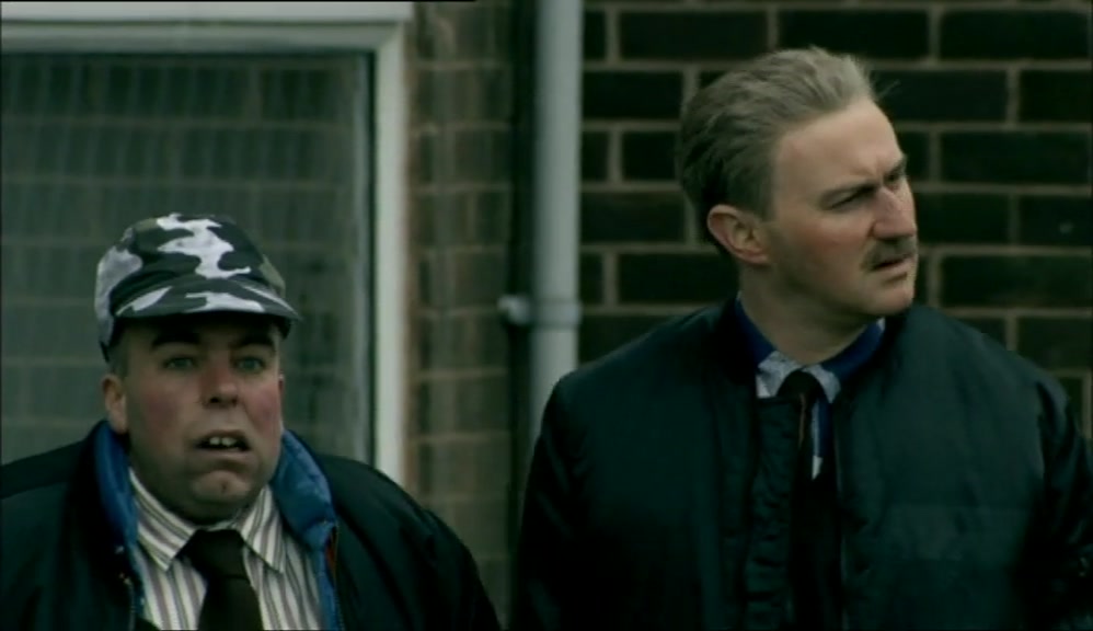 OH! MRS EYRE! CAN YOU LEND ME A QUID FOR A KING CONE? 