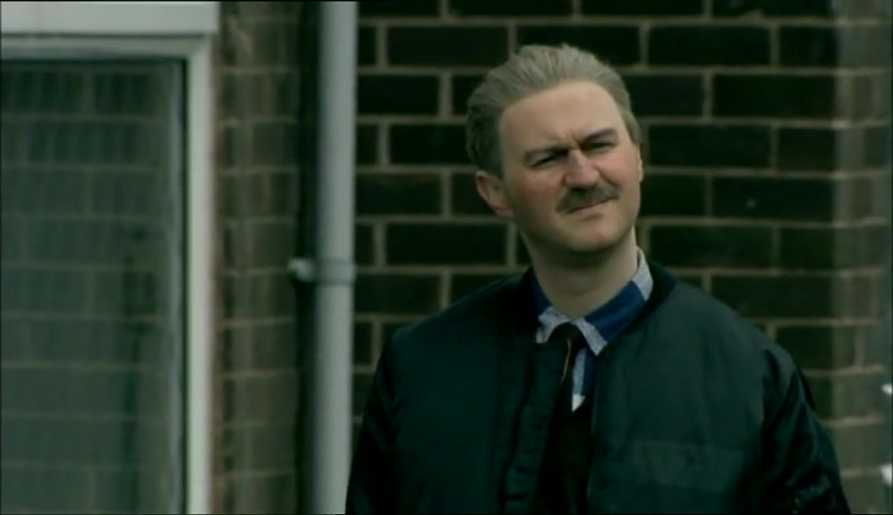OH! MRS EYRE! CAN YOU LEND ME A QUID FOR A KING CONE? 