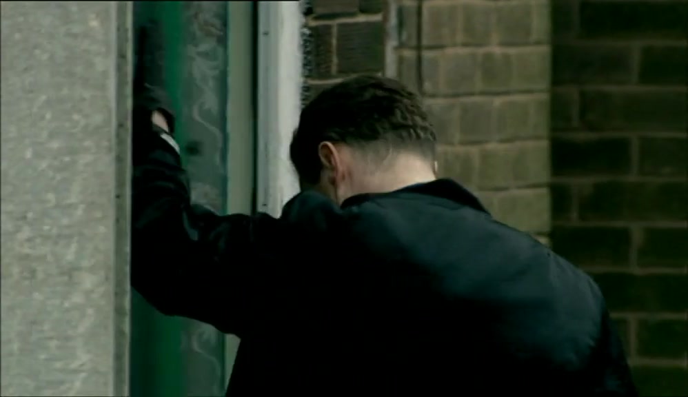 GET OFF ME FUCKIN' DOORSTEP, THE PAIR O' YOU!  