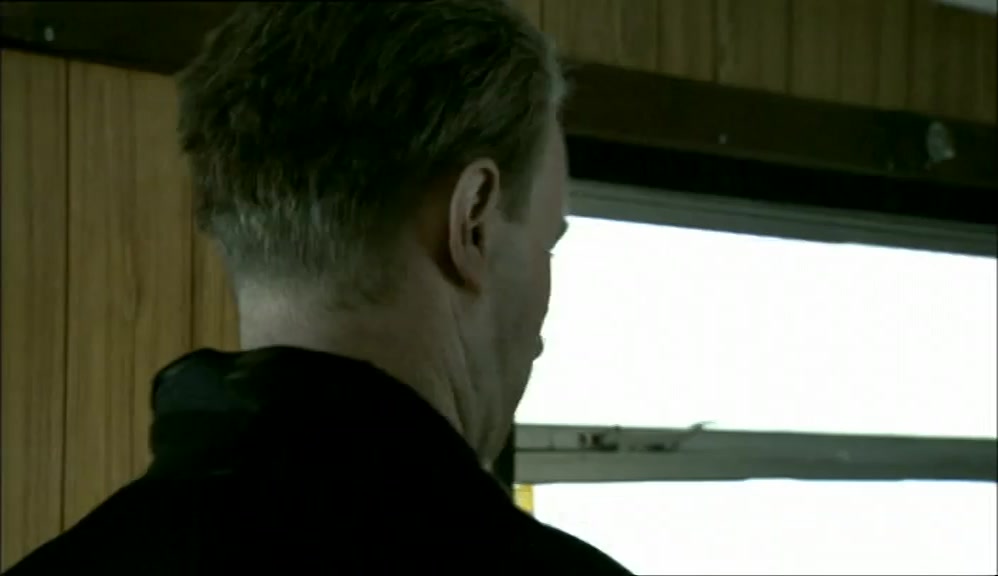 - IS THERE ANY SANDWICHES? - SHUT UP! 