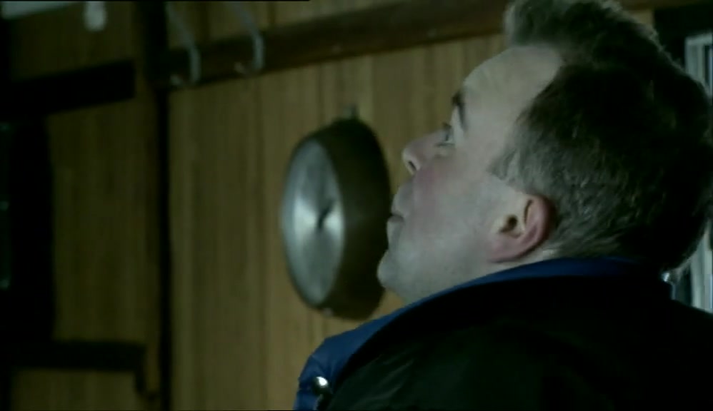 - ER... - SIX POUND. SIX BLOODY POUND. 