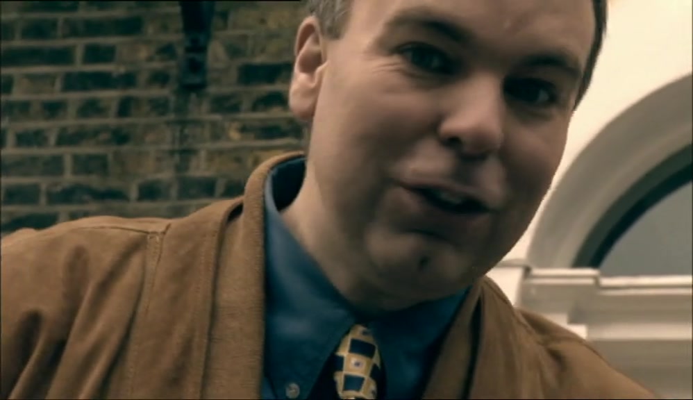 - WHAT'S ALL THIS WIT' CAR? - I'VE JUST PICKED IT UP. 