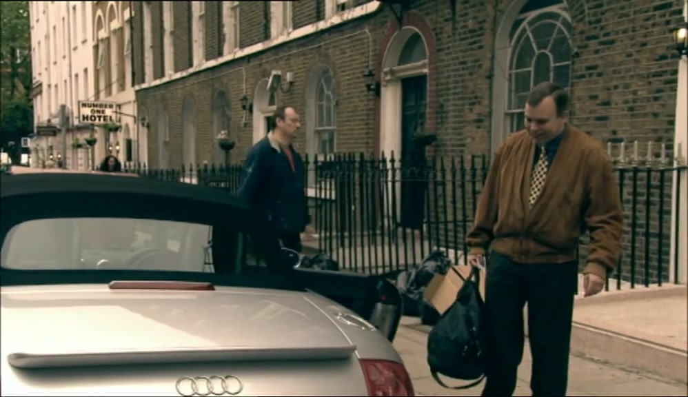 - WHAT'S ALL THIS WIT' CAR? - I'VE JUST PICKED IT UP. 