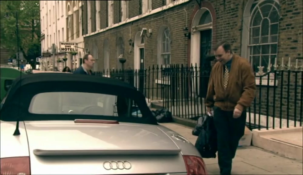 - WHAT'S ALL THIS WIT' CAR? - I'VE JUST PICKED IT UP. 