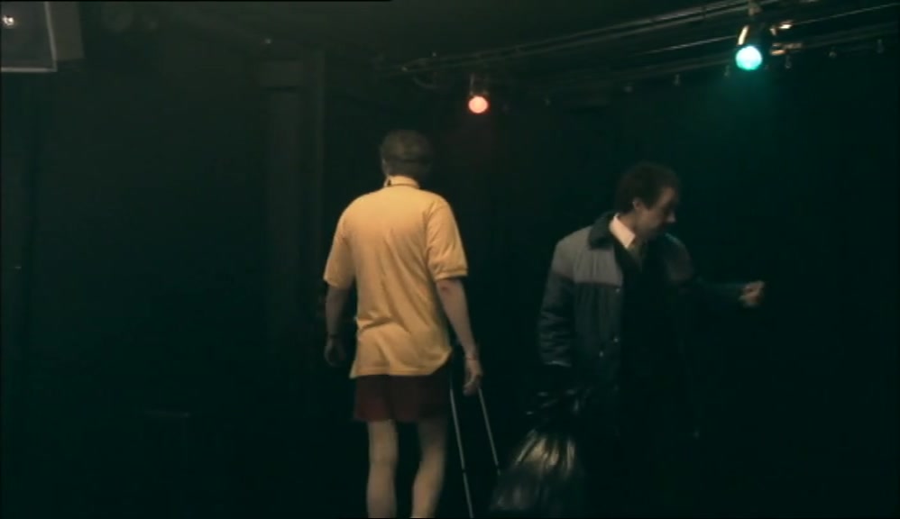 - IS THIS THE WAY TO THE STAGE? - (LAUGHS) 
