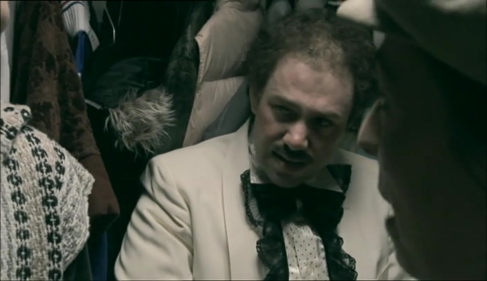 - WAS IT PAPERED? - YOU KNOW WHO WAS HERE? 