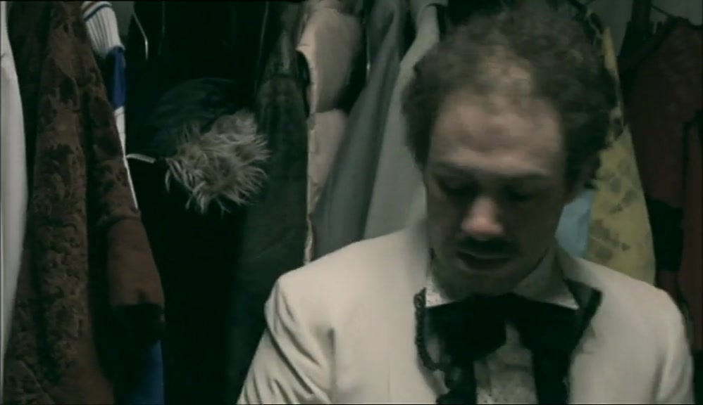 YOU'RE GONNA LOVE HIM. GIVE A BIG HAND FOR GEOFF TIPPS. 