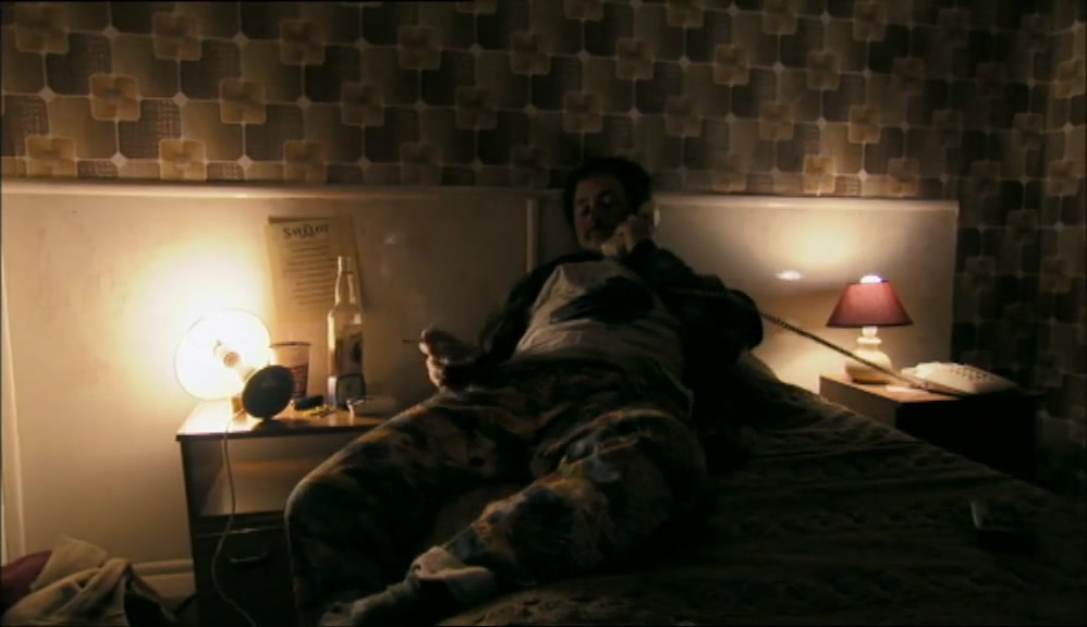 - (FOREIGN MAN) RECEPTION? - HOW MUCH IS A PHONE CALL? 