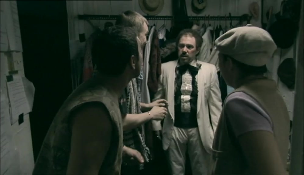 - YEAH! FRONT ROW. - OH, DON'T TELL ME THAT! 