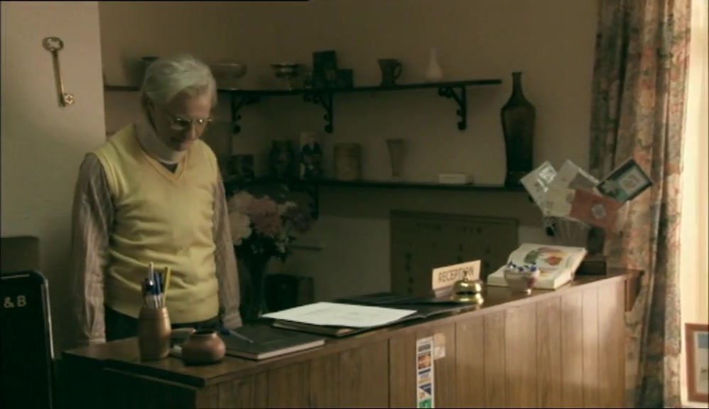 - MR STEELE? - THAT'S ME. 