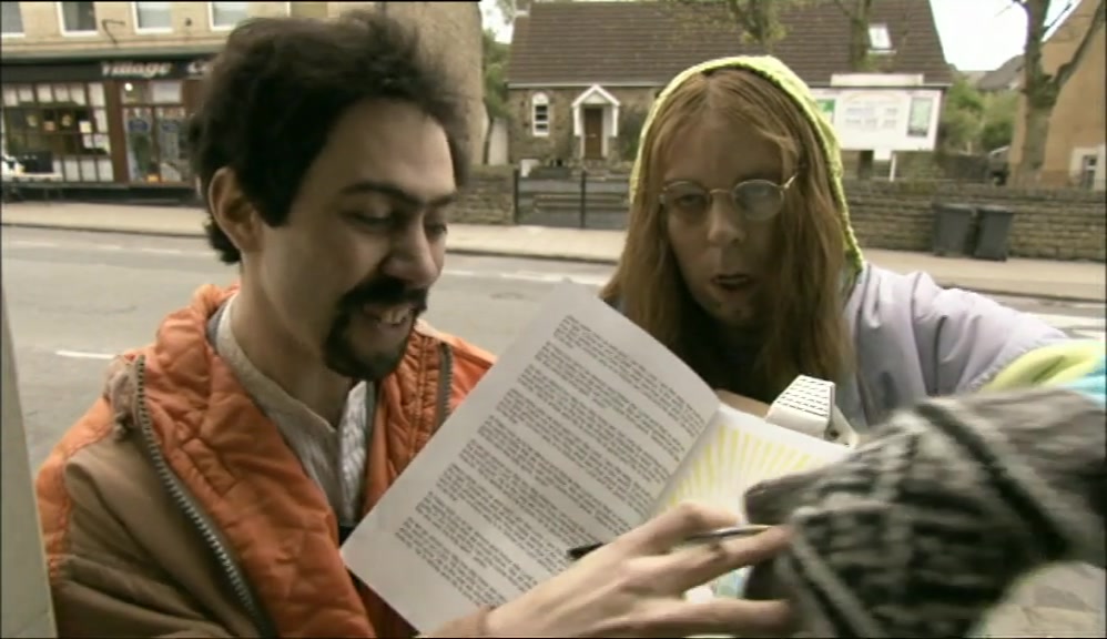 THE COLOURS ARE VERY VIVID, EVEN THOUGH IT'S AN OLD BOOK. 