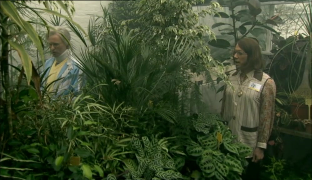 CAN I HELP YOU, SIR?  
