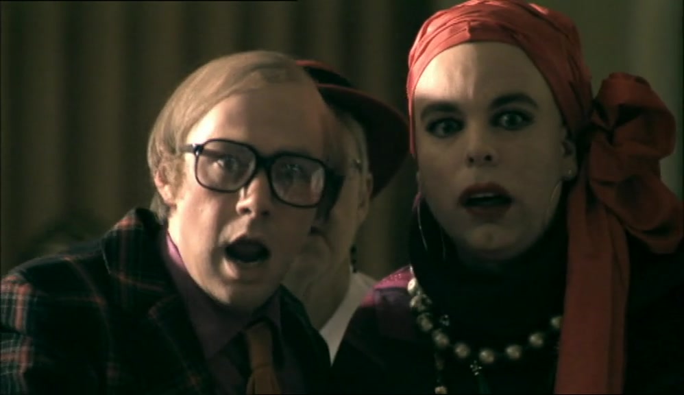 - WE HAVE TEARS, NANCY! - SHE'S NOT WALKING OFF? 
