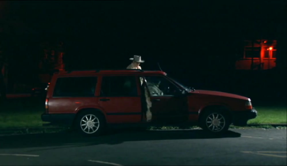 - JUST KEEP YOUR LIGHTS ON. - ALL RIGHT! STOP NAGGING ME. 