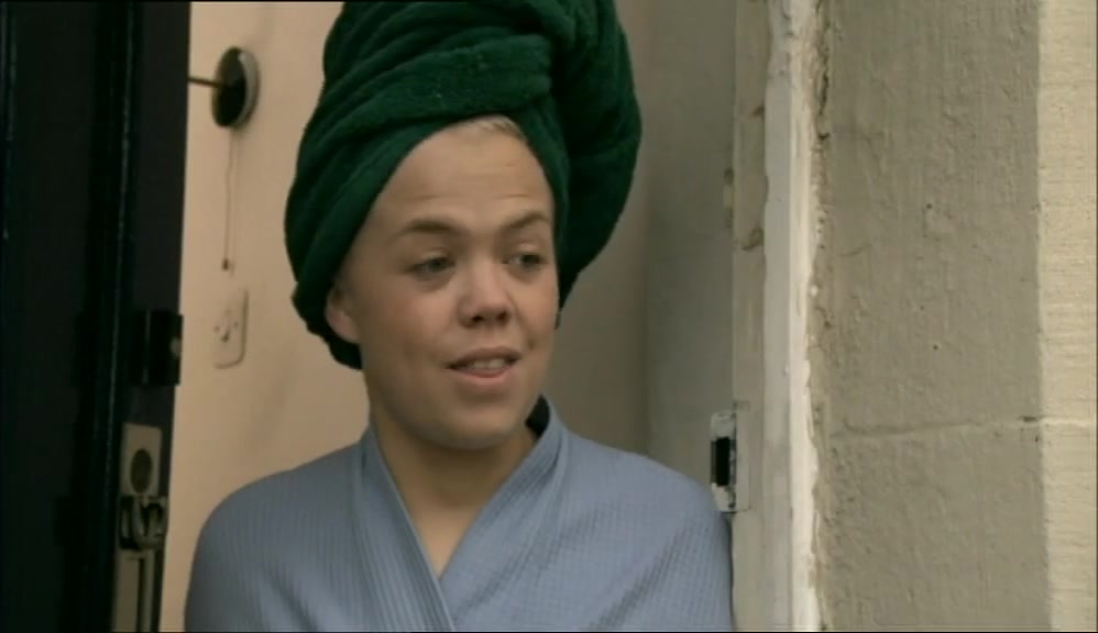 - COME BACK WHEN MY DAD'S IN. - NO, WE'RE NOT ALLOWED. 