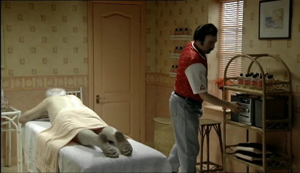 (MRS LEVINSON) NOW, IFYOU TURN OVER, I'LL DO YOUR FRONT. 