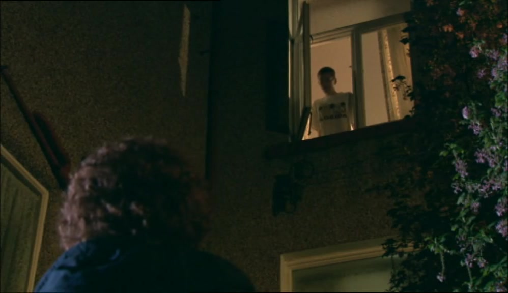 - ALL RIGHT. I'M COMING DOWN. - SMASHING. 
