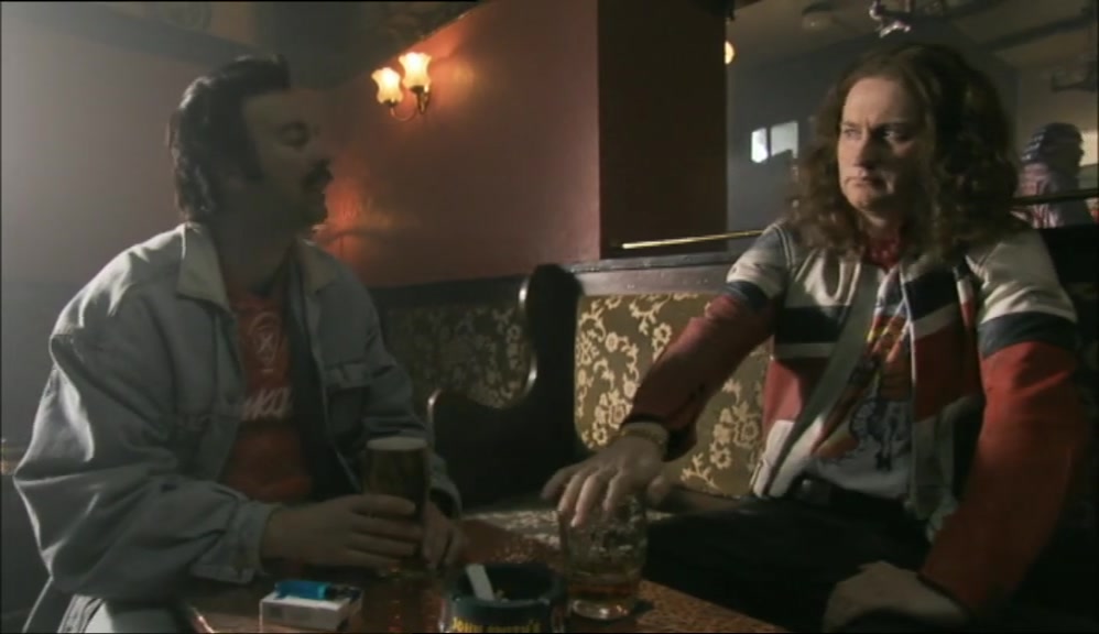 - CAN I GET YOU ANOTHER PINT? - NO, NO. I'M FINE. 