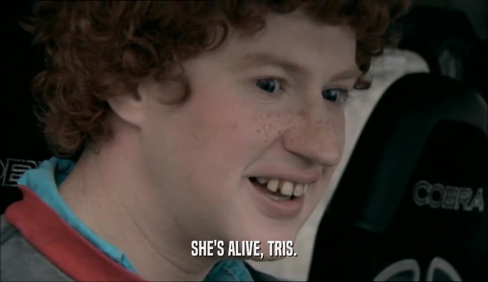 SHE'S ALIVE, TRIS.  