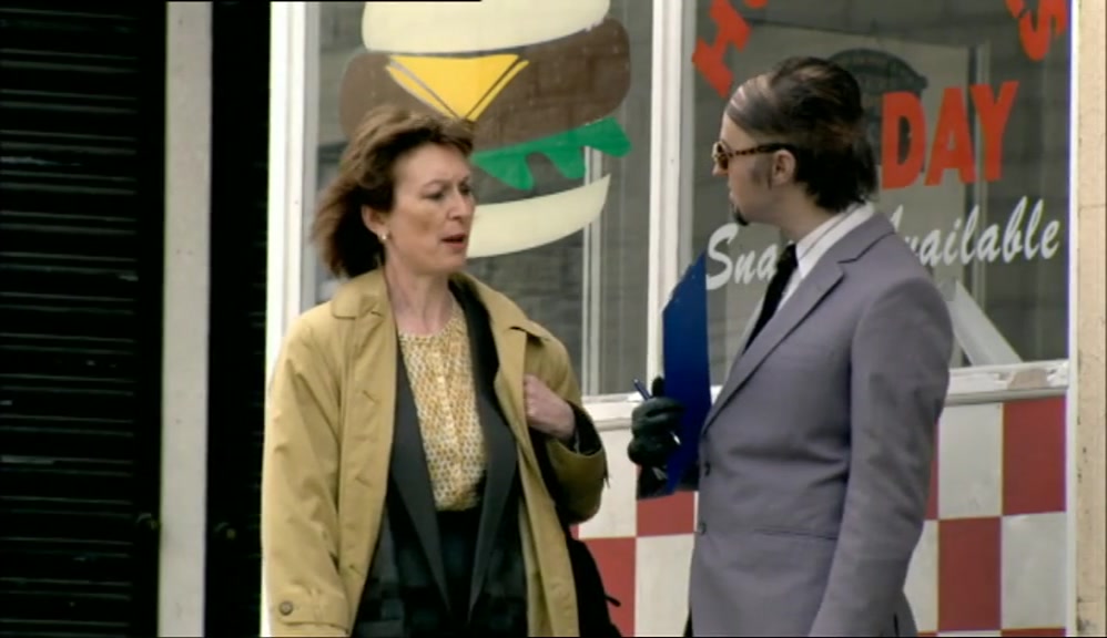 - NO, I DON'T WANT IT PINCHED. - NOW WE'RE GETTING SOMEWHERE. 