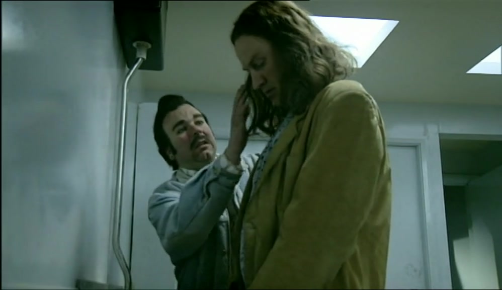- I JUST NEED TO EXPLAIN SUMMAT. - GET OFF! YOU QUEER OR SUMMAT? 