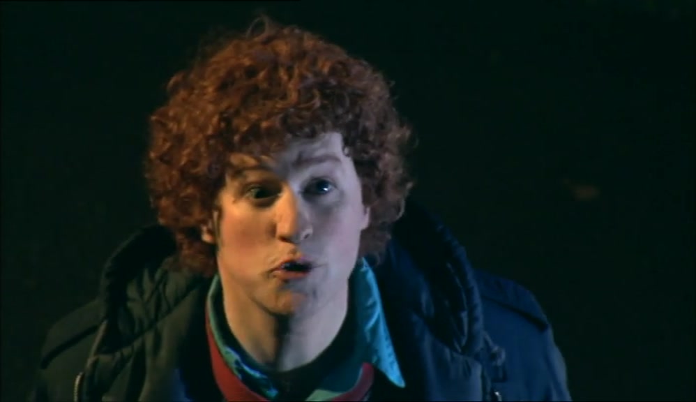 - WHAT? - THERE'S A CRIME GONNA 'APPEN! 
