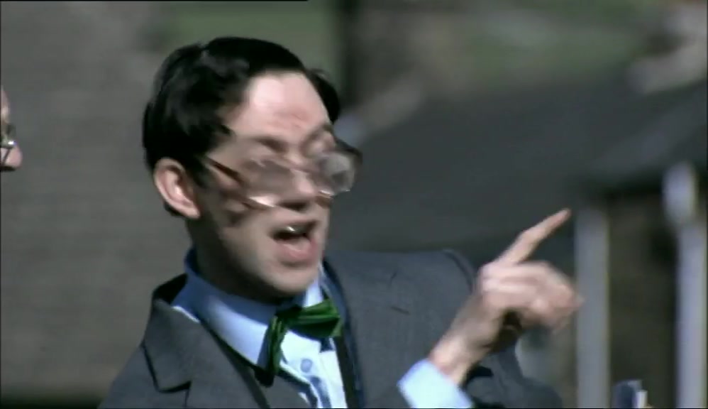 - EH? - I'M HERE IN ROYSTON VASEY 