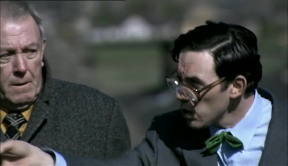 - DID YOU SEE IT? - COME ON, FRANK. IT'S BITTER. 