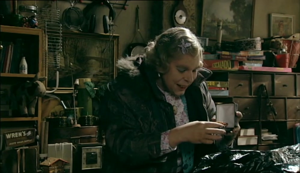OLD WOMAN'S TEETH, VINNIE!  