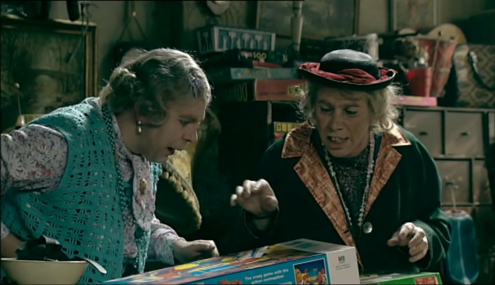 I'VE PUT THE CAGE FROM MOUSE TRAP IN CLUEDO,  