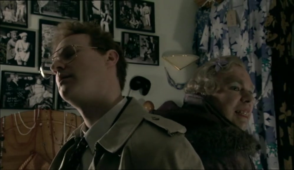 - OOH, KEITH THE THIEF! - SHUT UP! 