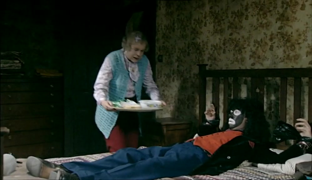 (HUMS) HERE WE ARE, DEAR. I BROUGHT YOU SOME SOUP. 