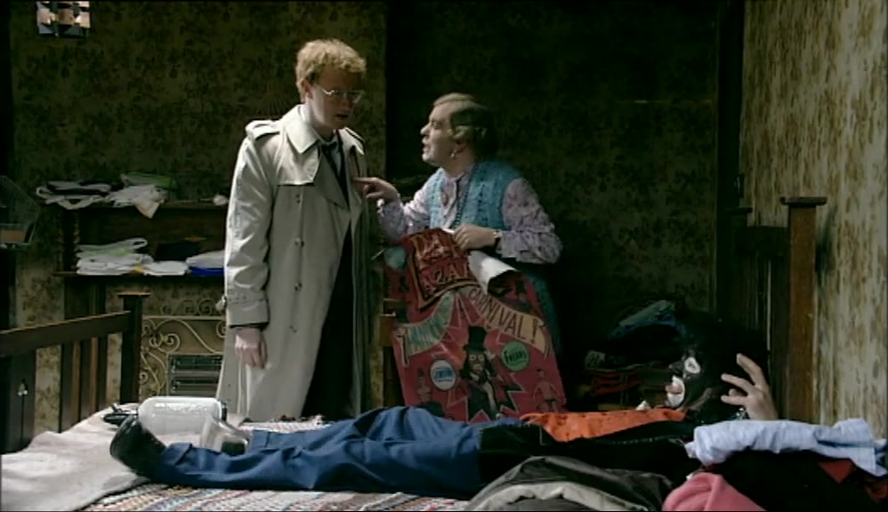 - HE'S JUST TOYING WITH US. - SHE SPEAKS FRENCH, MERYL. 