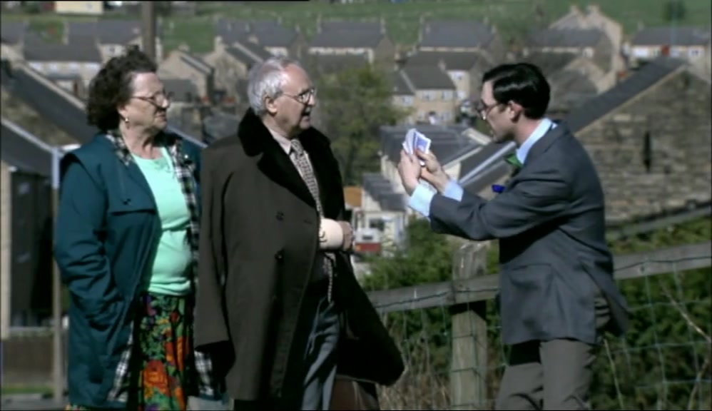 NOW, LOOK AT THESE. ALL NORMAL, NOWT WRONG WITH 'EM. 