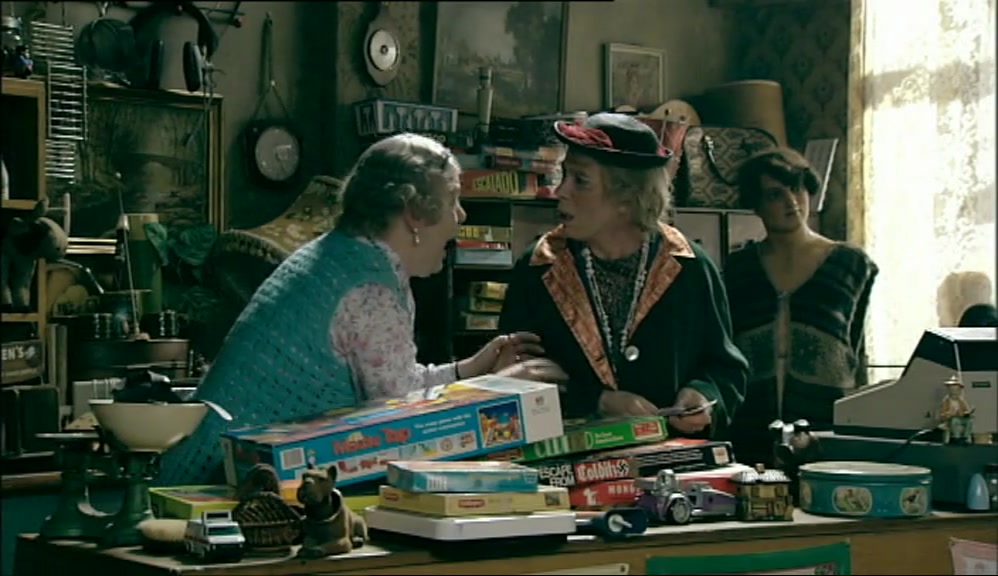 - WHAT? - WE'VE LOST A BAG. 