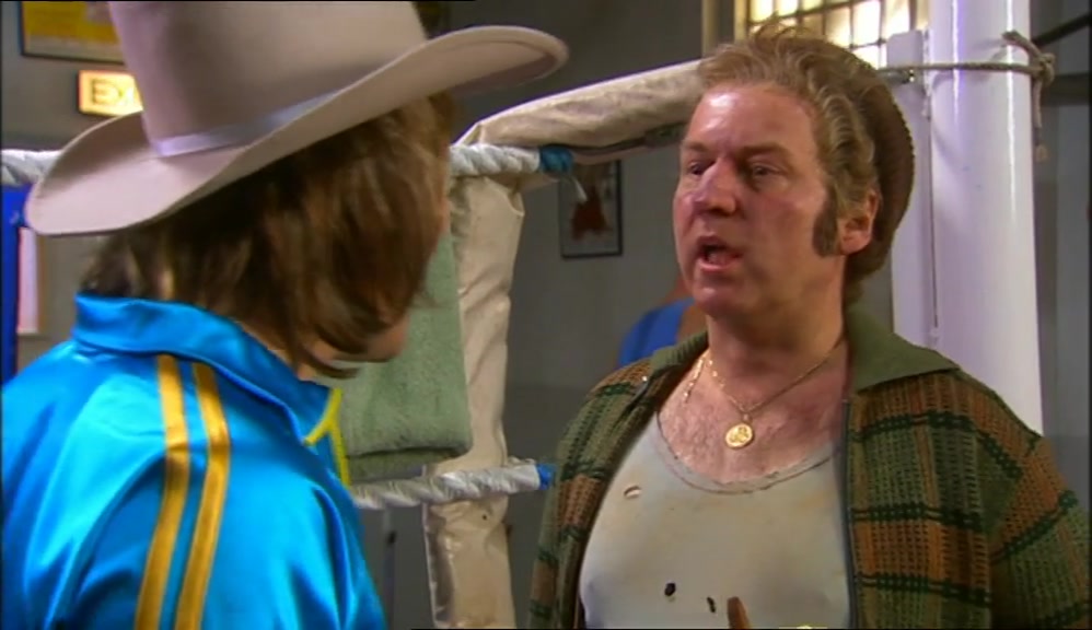 - I'M GONNA BE A BOXING TRAINER. - RIGHT. 