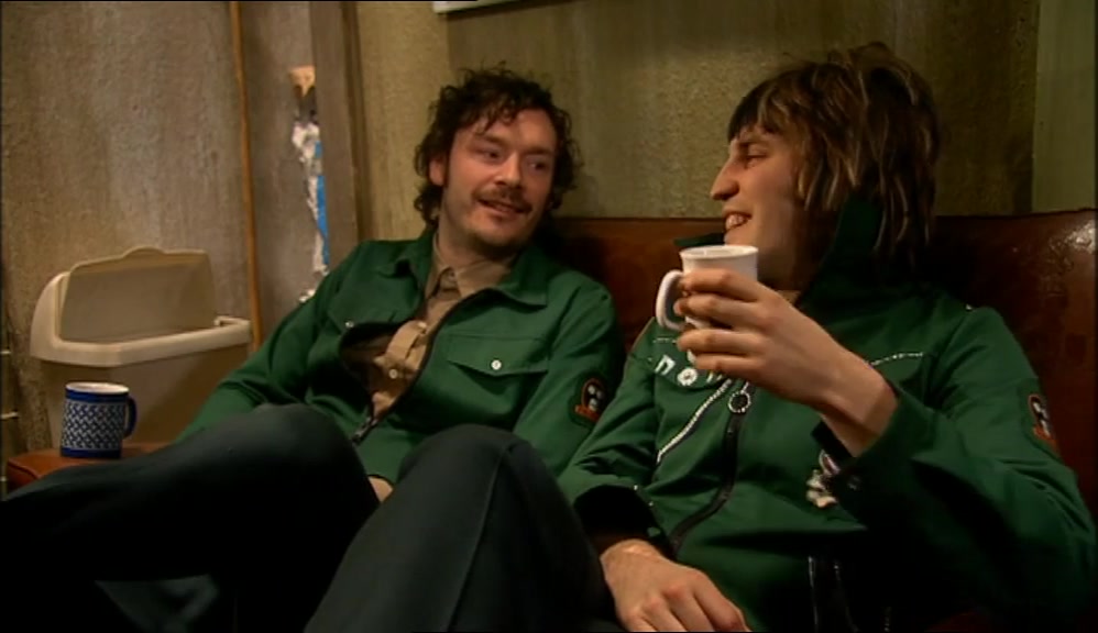 LISTEN, L WAS PLAYING FOSSIL LIKE A PIPE. YEAH? 