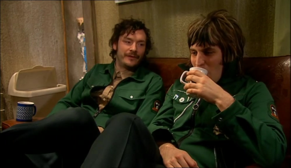 LISTEN, L WAS PLAYING FOSSIL LIKE A PIPE. YEAH? 