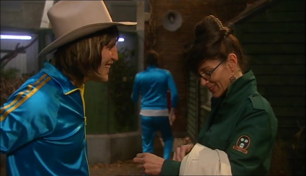 - HOW'S IT GOING? - OH, OK. 