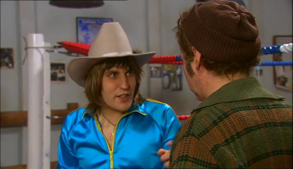 - I'M GONNA BE A BOXING TRAINER. - RIGHT. 