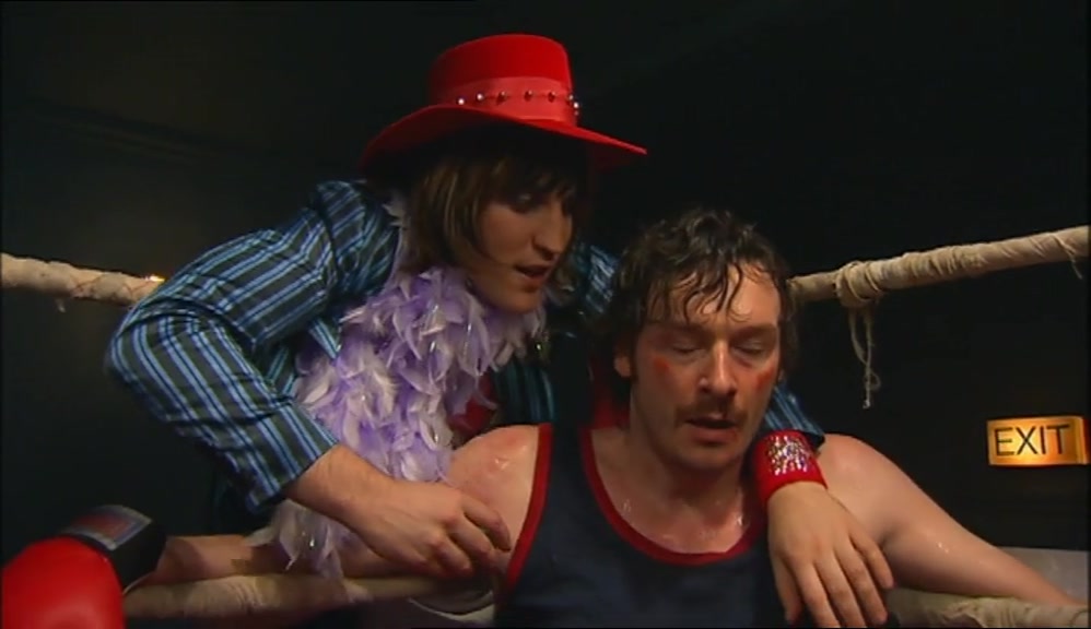 NOW, THAT WAS POSSIBLY THE WEAKEST START TO A BOXING MATCH EVER. 