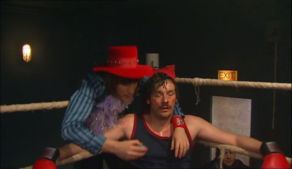 NOW, THAT WAS POSSIBLY THE WEAKEST START TO A BOXING MATCH EVER. 